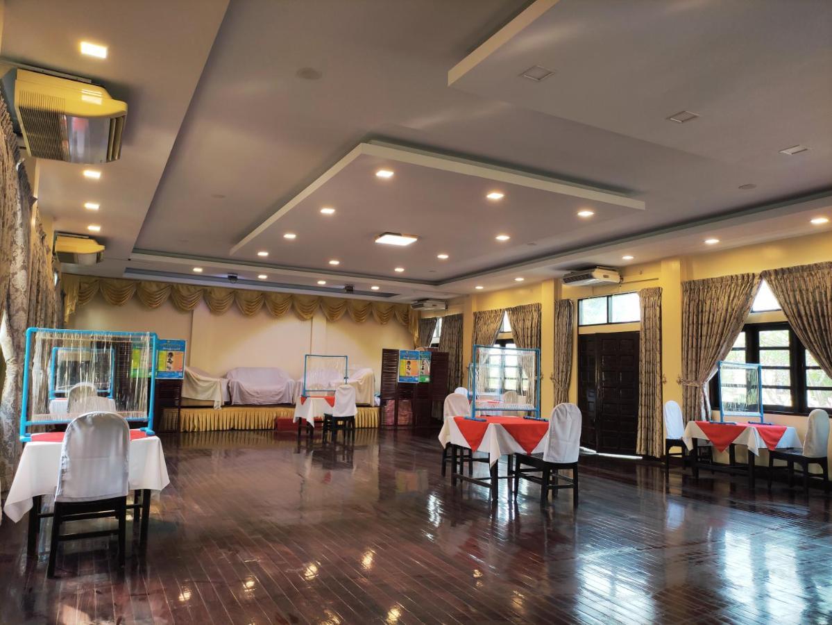 Attran Hotel Mawlamyine Kültér fotó