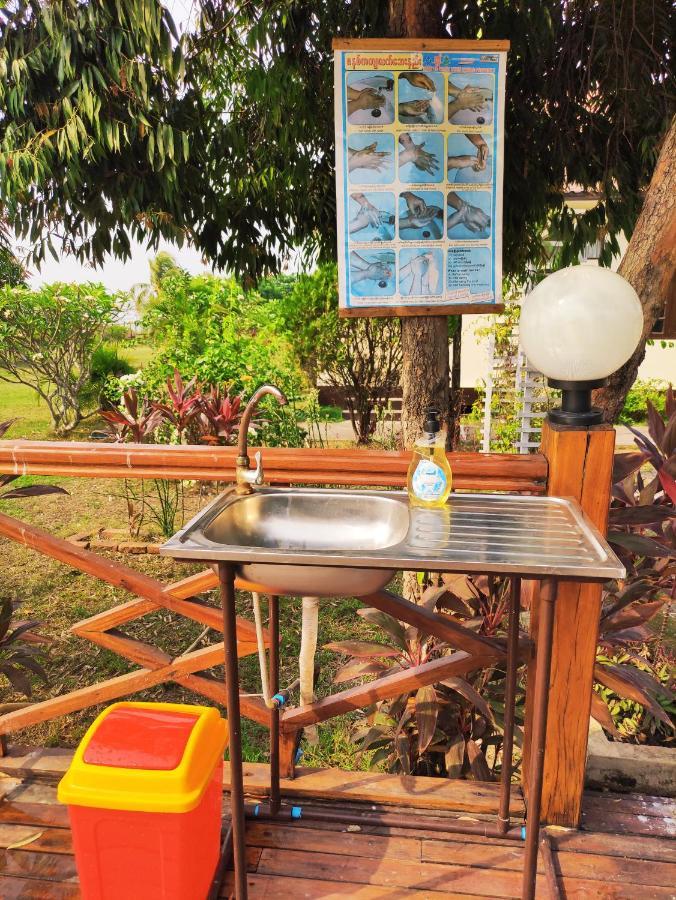 Attran Hotel Mawlamyine Kültér fotó