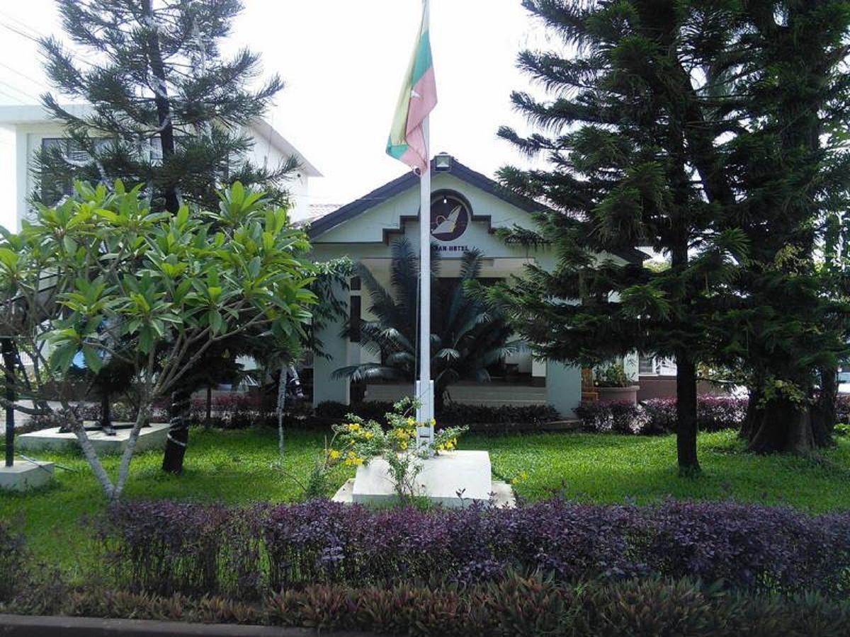 Attran Hotel Mawlamyine Kültér fotó